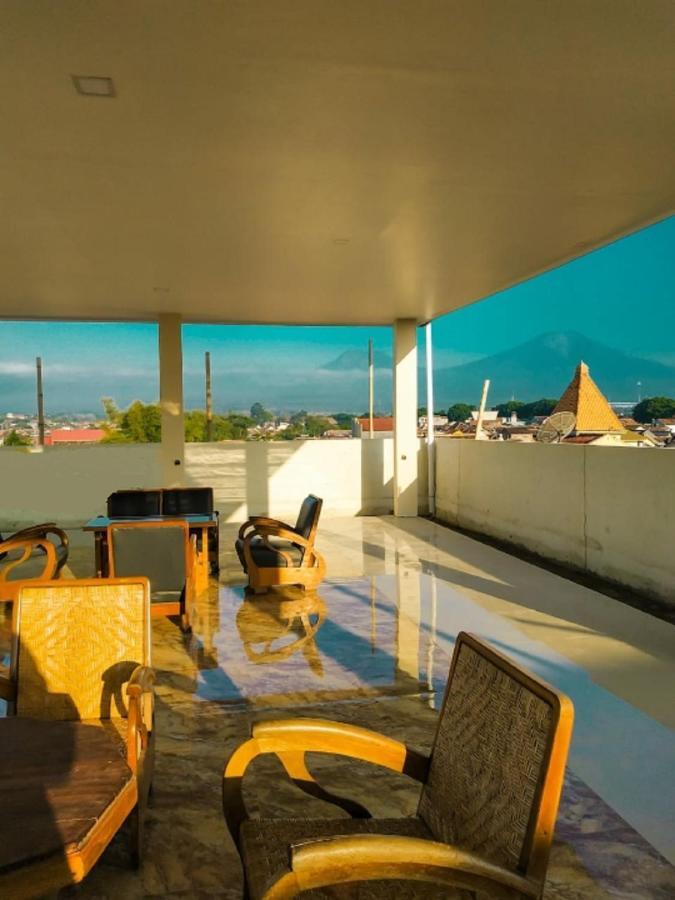 Bluefire Homestay Syariah Banyuwangi  Extérieur photo